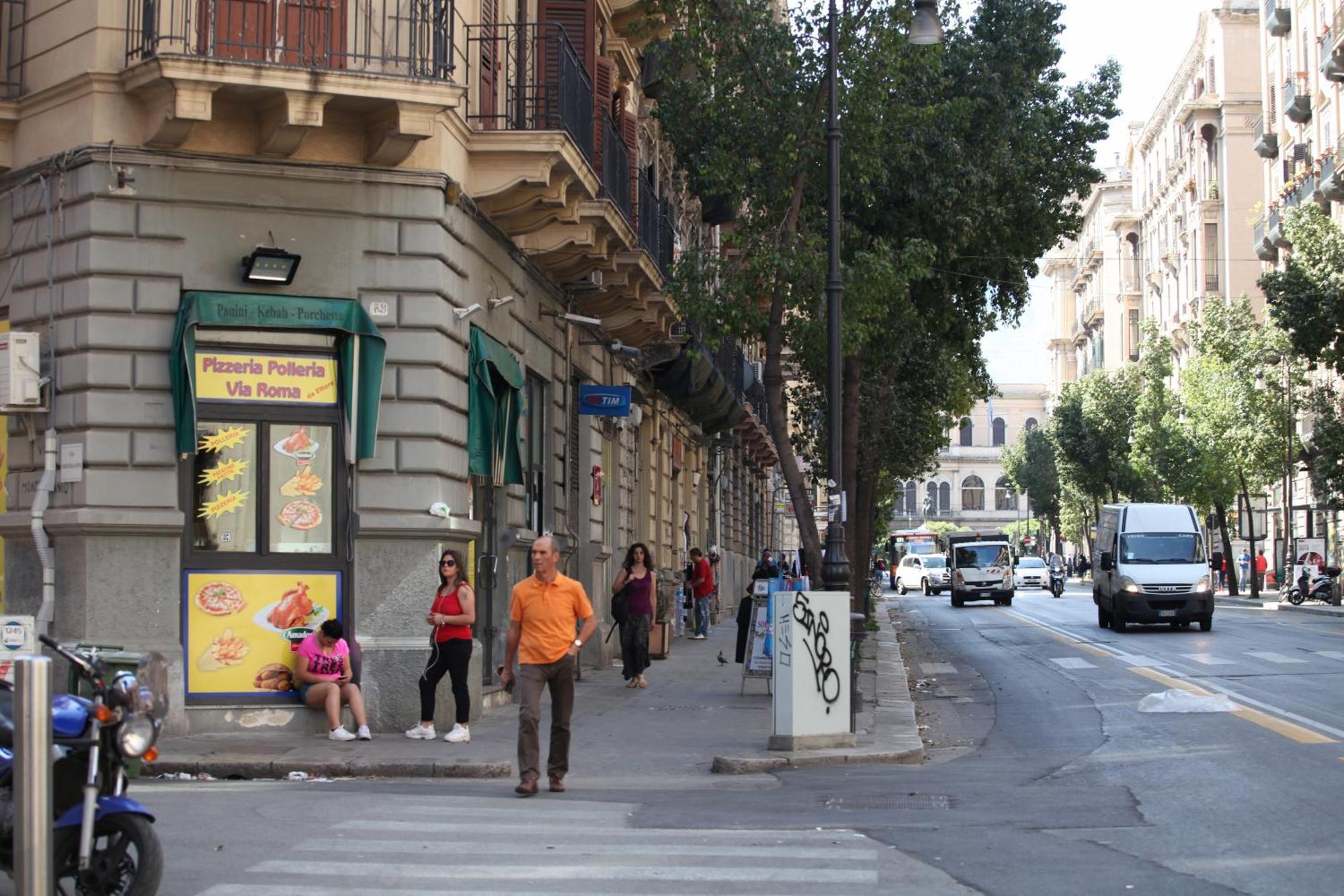 A Casa Di Irene - Loft In Sicily - Centro Di Palermo Appartement Buitenkant foto