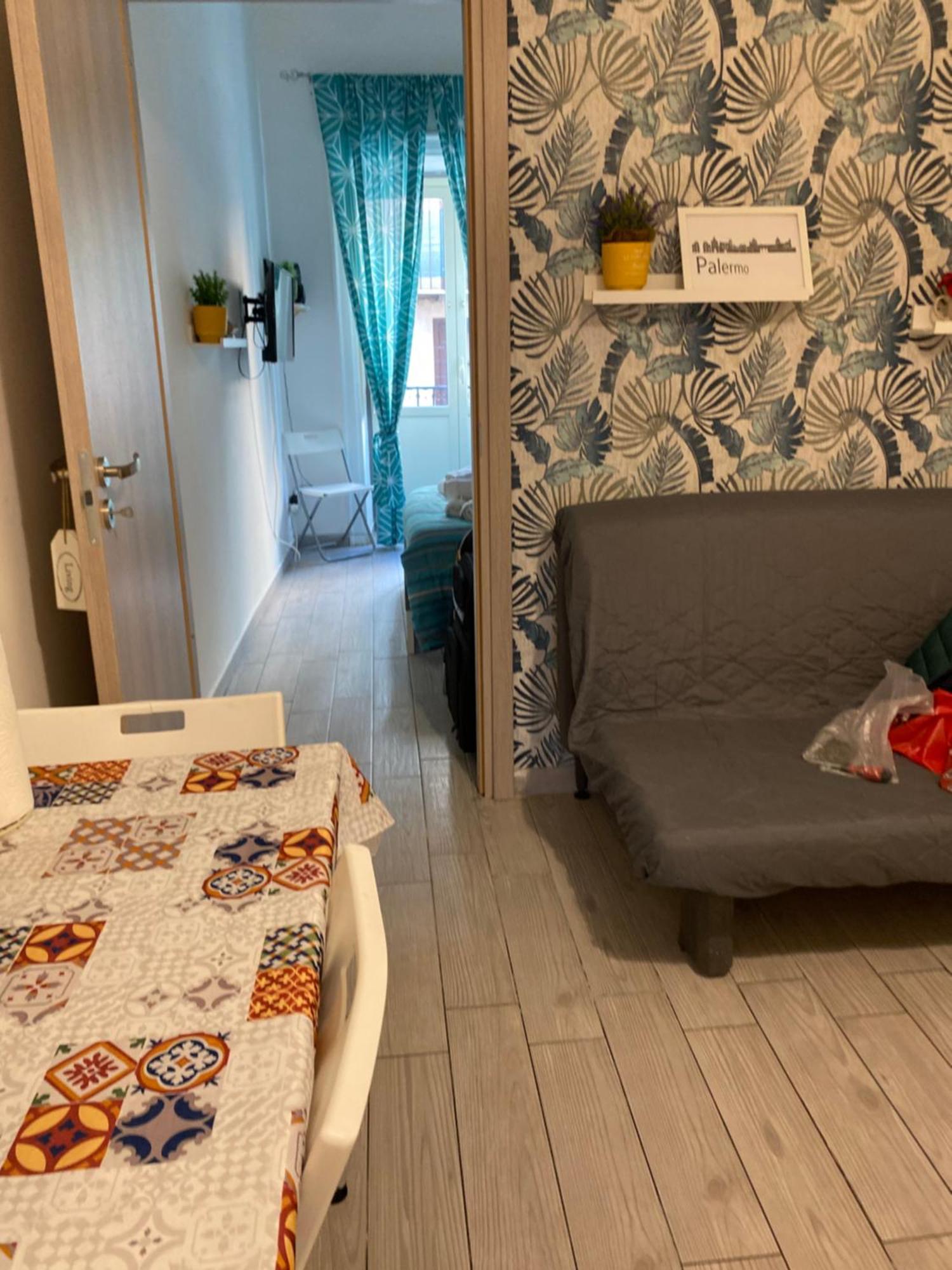 A Casa Di Irene - Loft In Sicily - Centro Di Palermo Appartement Buitenkant foto